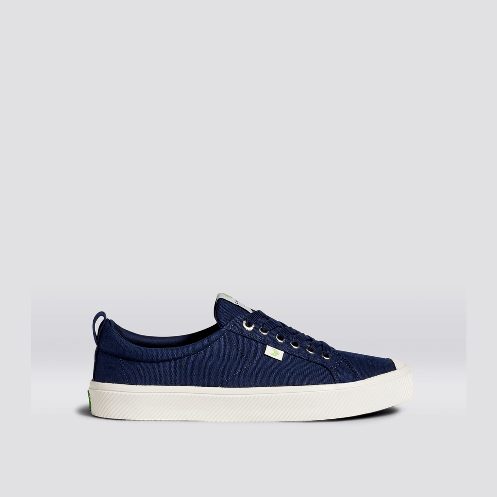 Cariuma Low Top Canvas Vegan OCA LOW Damen Blau | 675-PIRCYK