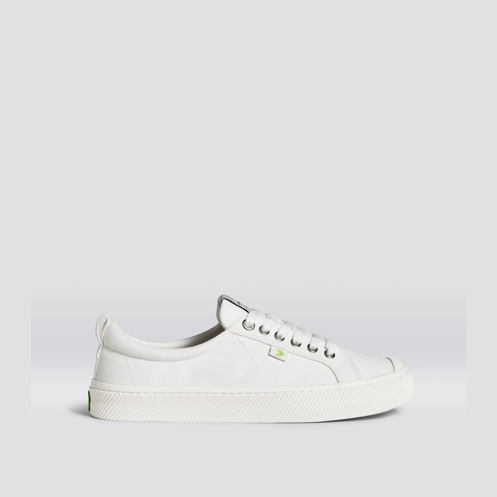 Cariuma Low Top Canvas Vegan OCA LOW Damen Off-White | 789-UHIPYR