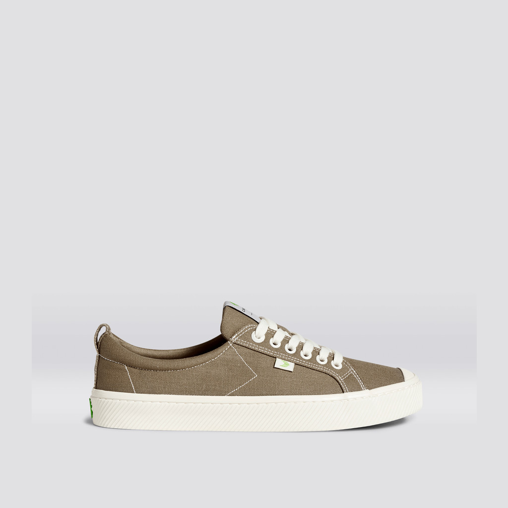 Cariuma Low Top Canvas Vegan OCA LOW Herren Nude | 356-OERBWF