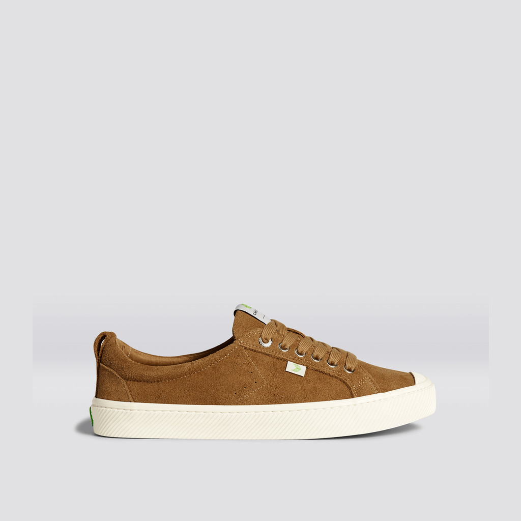 Cariuma Low Top Suede OCA LOW Damen Camel | 251-JBWSHG